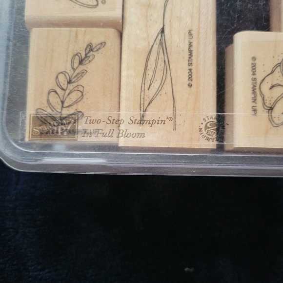 Stampin' Up! Two Step Stampin In Full Bloom Wooden Block Stamp set - Picture 3 of 8